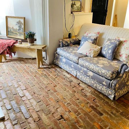 The Beehive, Ground Floor Apartment In Norfolk, No Shared Amenities Downham Market Exterior photo